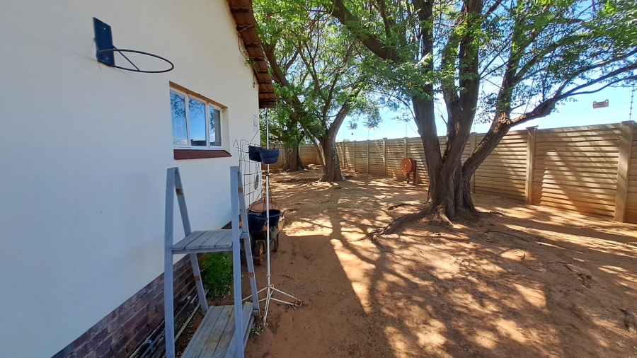 3 Bedroom Property for Sale in Langenhovenpark Free State